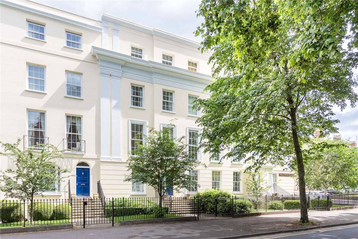 flat for sale in Wellington Place, London Road, Cheltenham, Gloucestershire, GL52 CHE140468