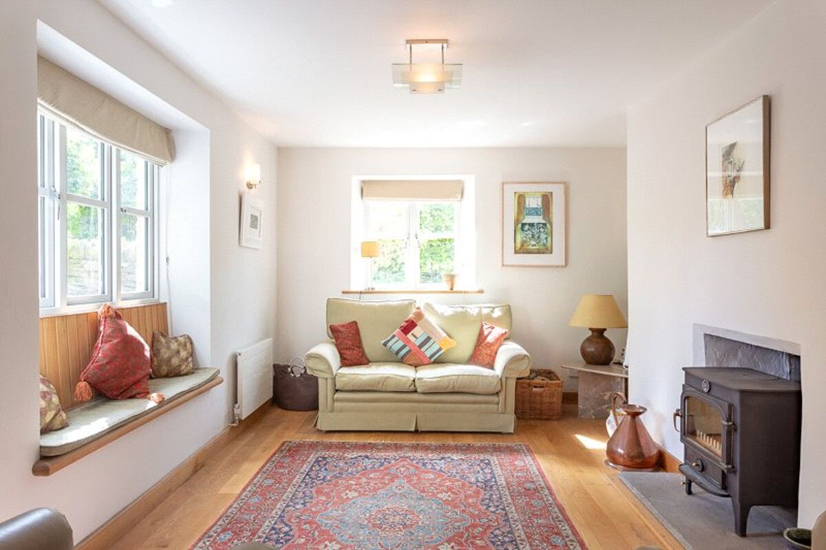 house for sale in Cowley, Cheltenham, Gloucestershire, GL53 CHE150091