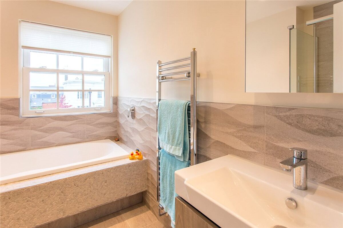 house for sale in Hewlett Road, Cheltenham, Gloucestershire, GL52