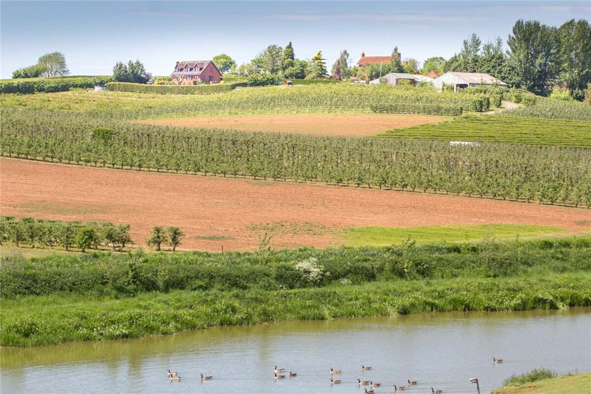 farm/estate for sale in Oxenhall, Newent, Gloucestershire, GL18