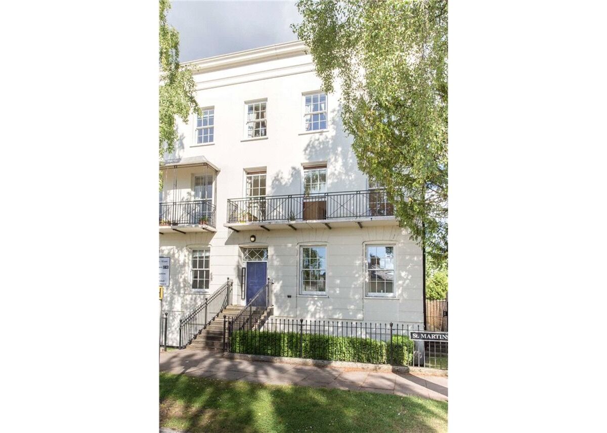 flat for sale in St. Martins Terrace, Clarence Square, Cheltenham