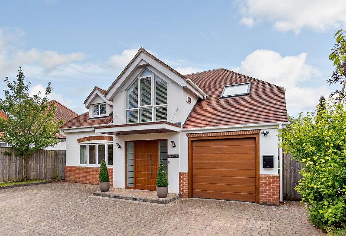 house for sale in Kidnappers Lane, Cheltenham, Gloucestershire, GL53