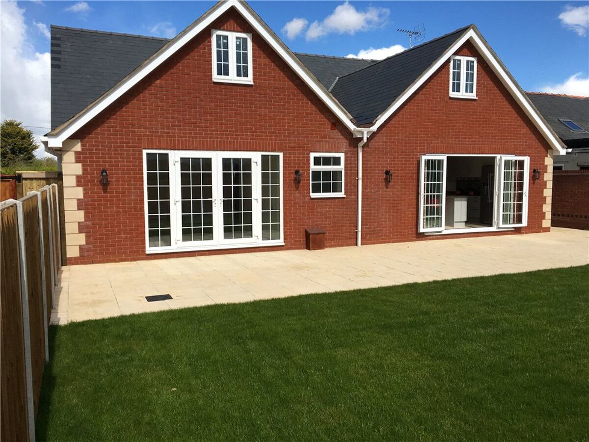 house for sale in Tewkesbury Road, Uckington, Cheltenham