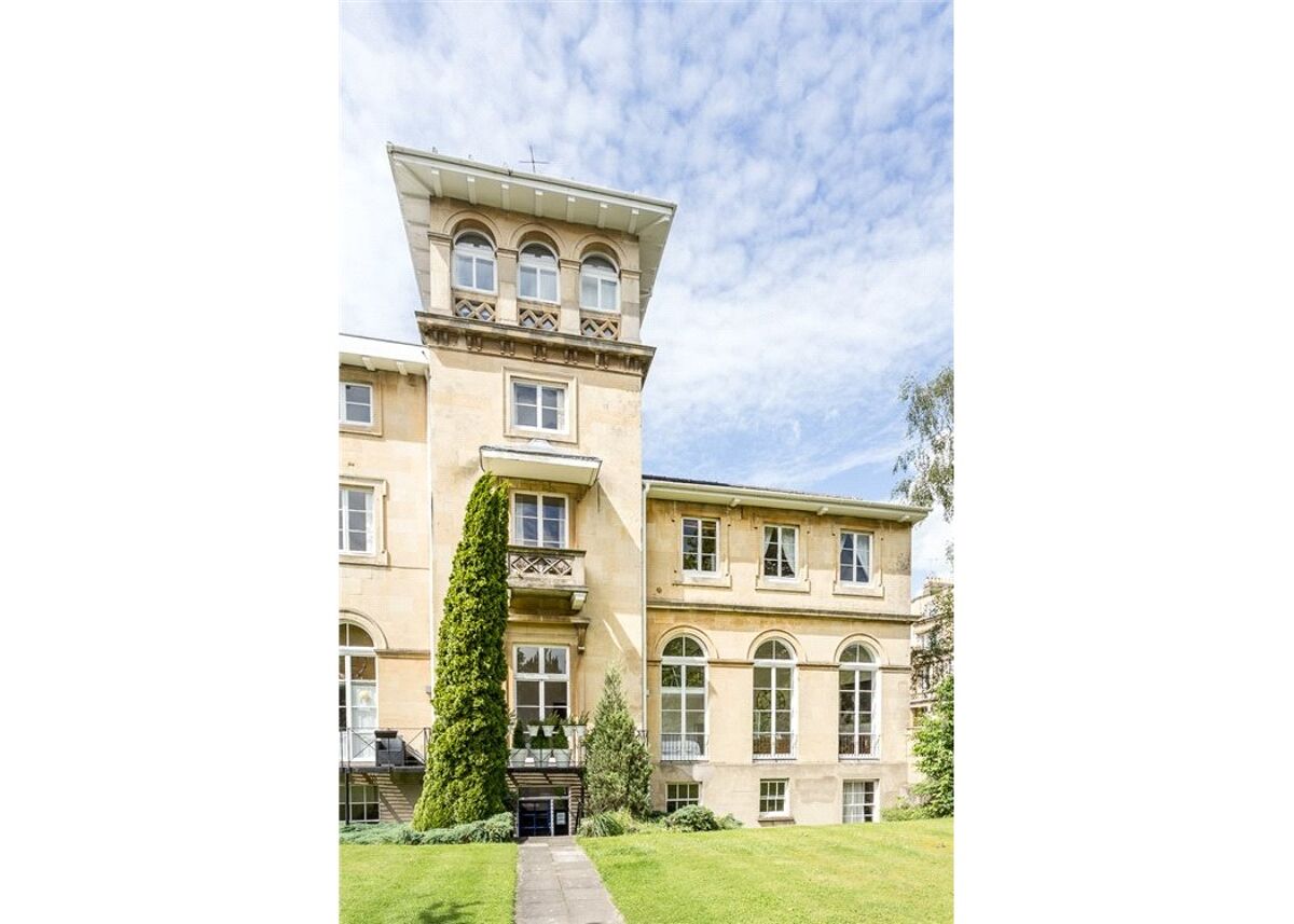 flat for sale in Lansdown Court, Malvern Road, Cheltenham