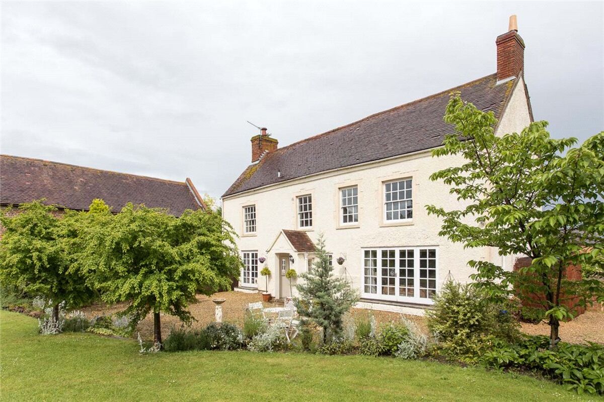 house for sale in Bank Farm, Dumbleton, Gloucestershire, WR11