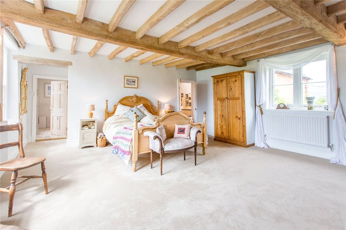 house for sale in Bank Farm, Dumbleton, Gloucestershire, WR11