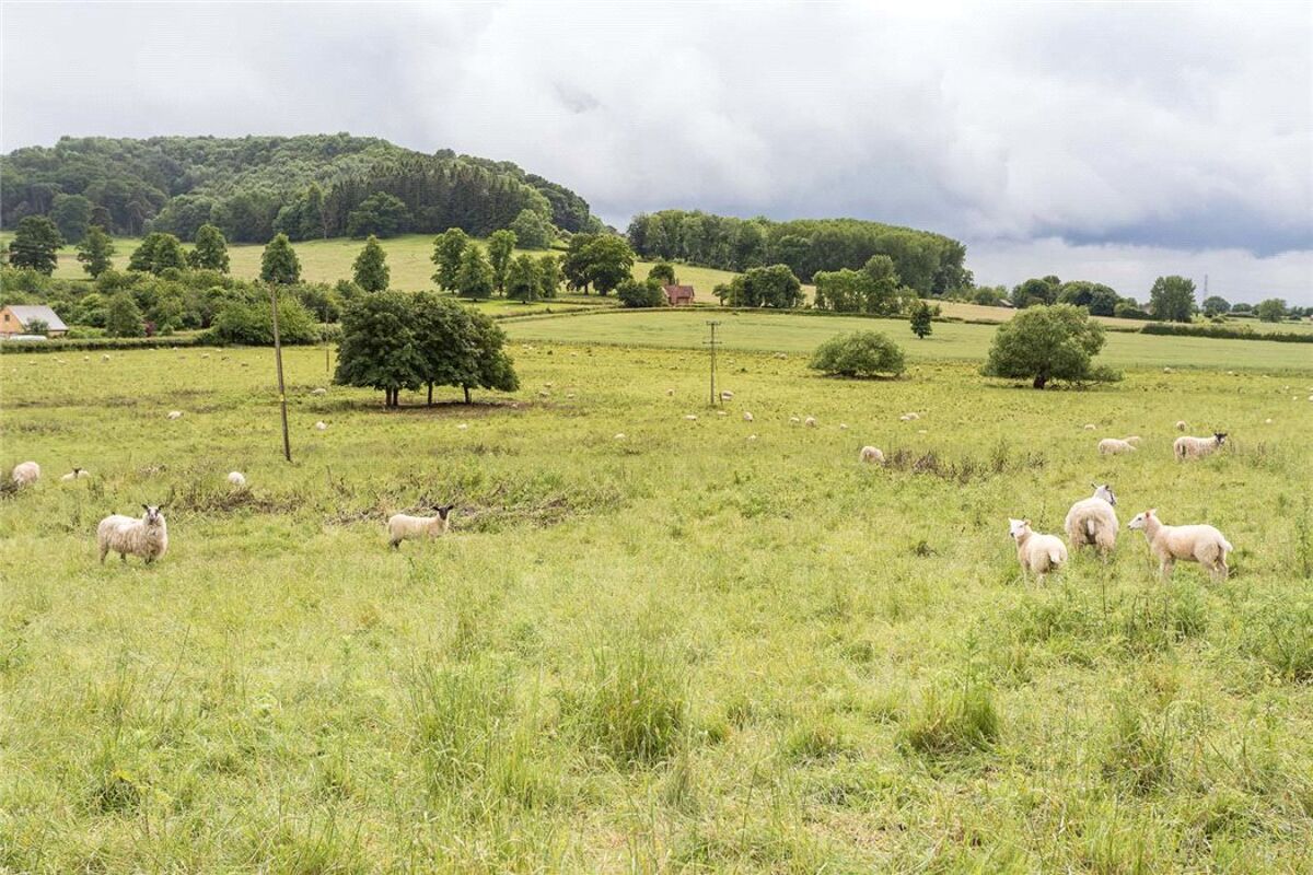 house for sale in Bank Farm, Dumbleton, Gloucestershire, WR11