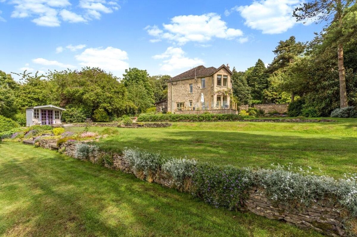 house for sale in Petty Lane, Cleeve Hill, Cheltenham, Gloucestershire