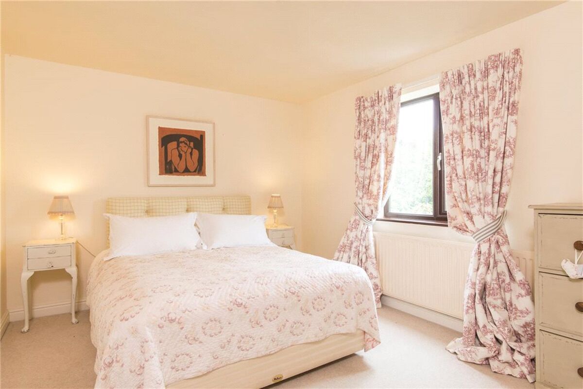 house for sale in Cockleford, Cowley, Cheltenham, GL53 CHE160409