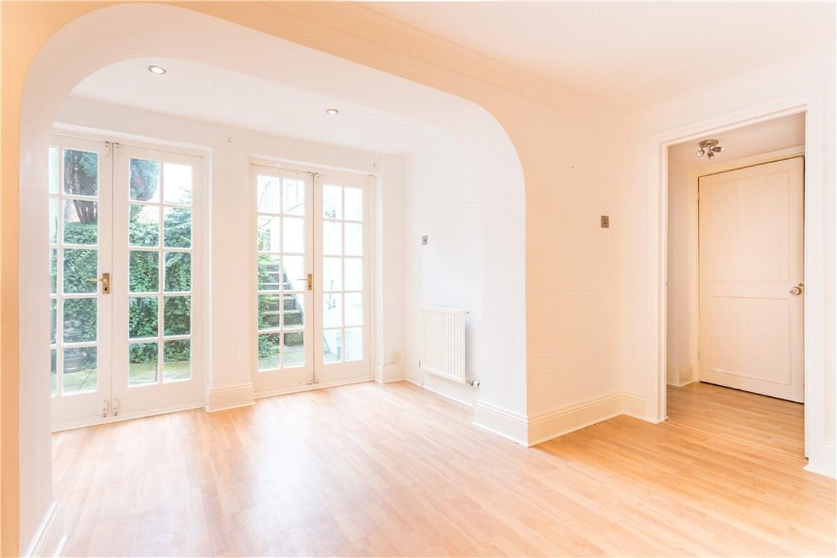 house for sale in Hewlett Road, Cheltenham, Gloucestershire, GL52