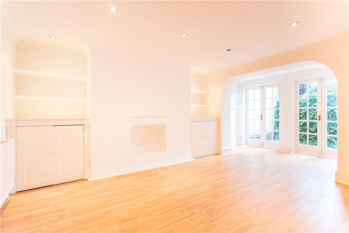 house for sale in Hewlett Road, Cheltenham, Gloucestershire, GL52