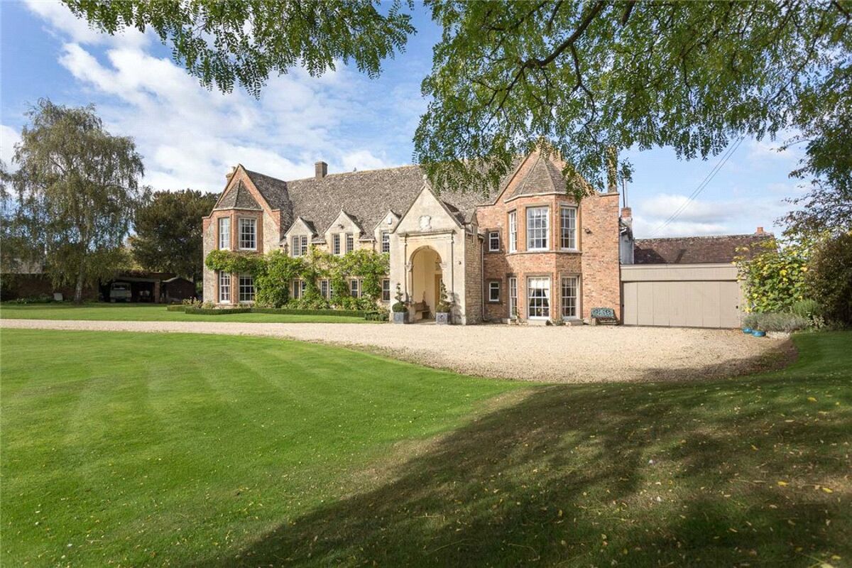 house for sale in Church Street, Bredon, Tewkesbury, Worcestershire