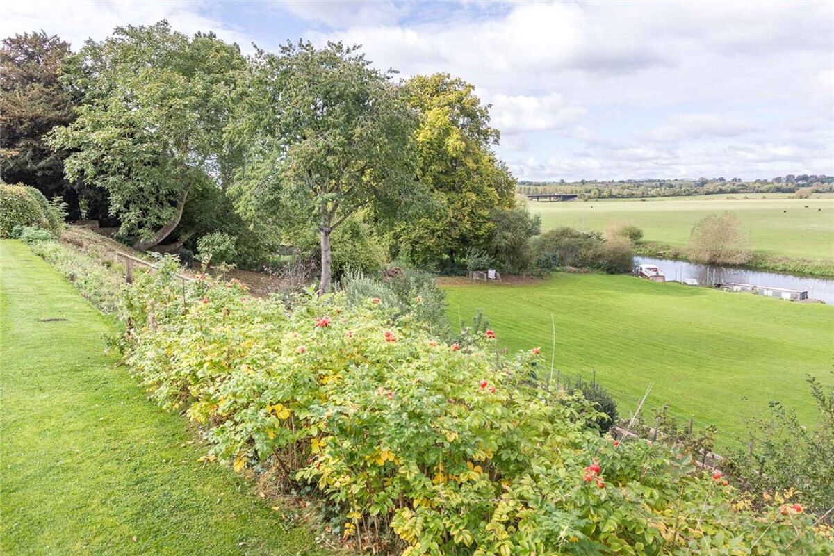 house for sale in Church Street, Bredon, Tewkesbury, Worcestershire