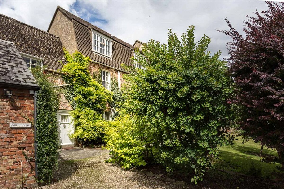 house for sale in Mill Lane, Cheltenham, Gloucestershire