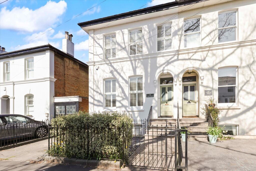 Image of Hewlett Road, Cheltenham, Gloucestershire, GL52