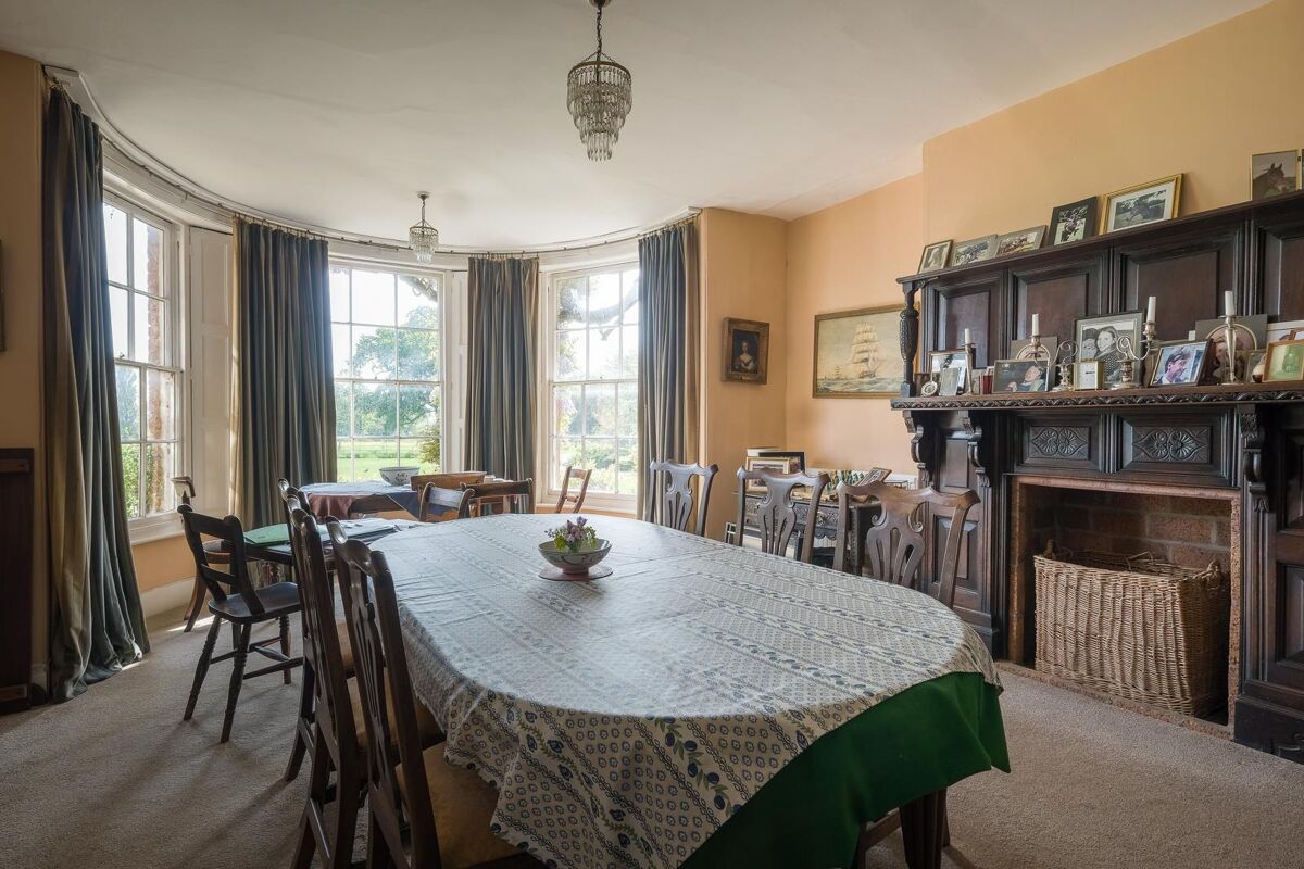 house for sale in Sandhurst, Gloucester, Gloucestershire, GL2