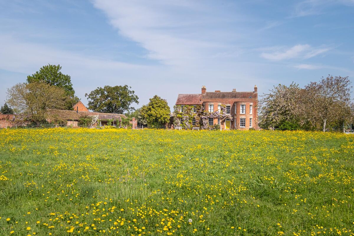 house for sale in Sandhurst, Gloucester, Gloucestershire, GL2