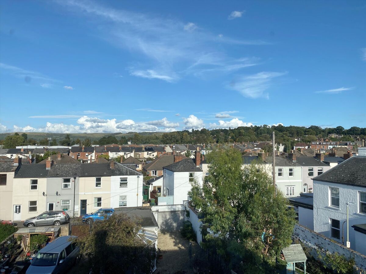 house for sale in London Road, Cheltenham, Gloucestershire, GL52