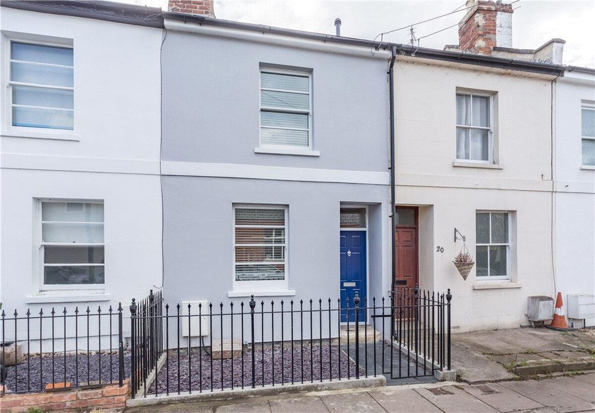 house for sale in Moorend Street, Cheltenham, Gloucestershire, GL53