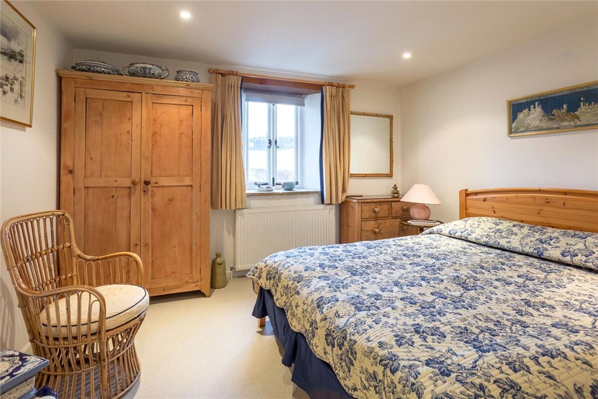 house for sale in Shipton Oliffe, Cheltenham, GL54 CHE180038 Knight