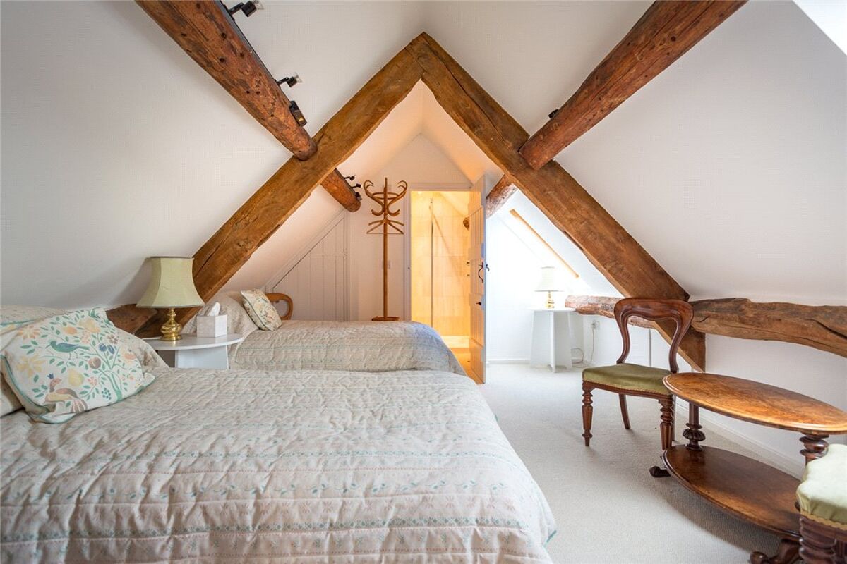 house for sale in Shipton Oliffe, Cheltenham, GL54 CHE180038 Knight