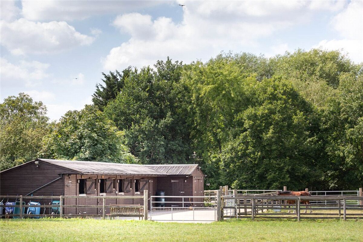 house for sale in Fiddington, Tewkesbury, Gloucestershire, GL20