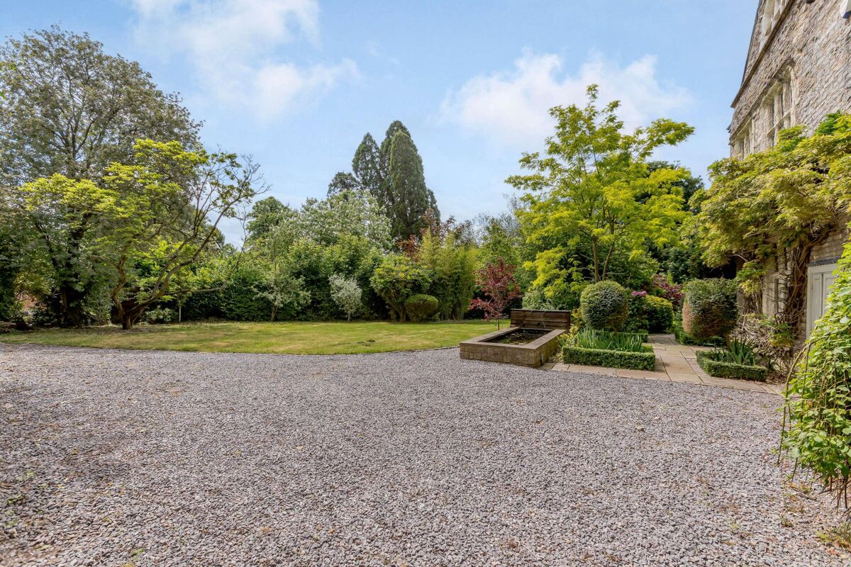 house for sale in Mythe Road, Tewkesbury, Gloucestershire, GL20