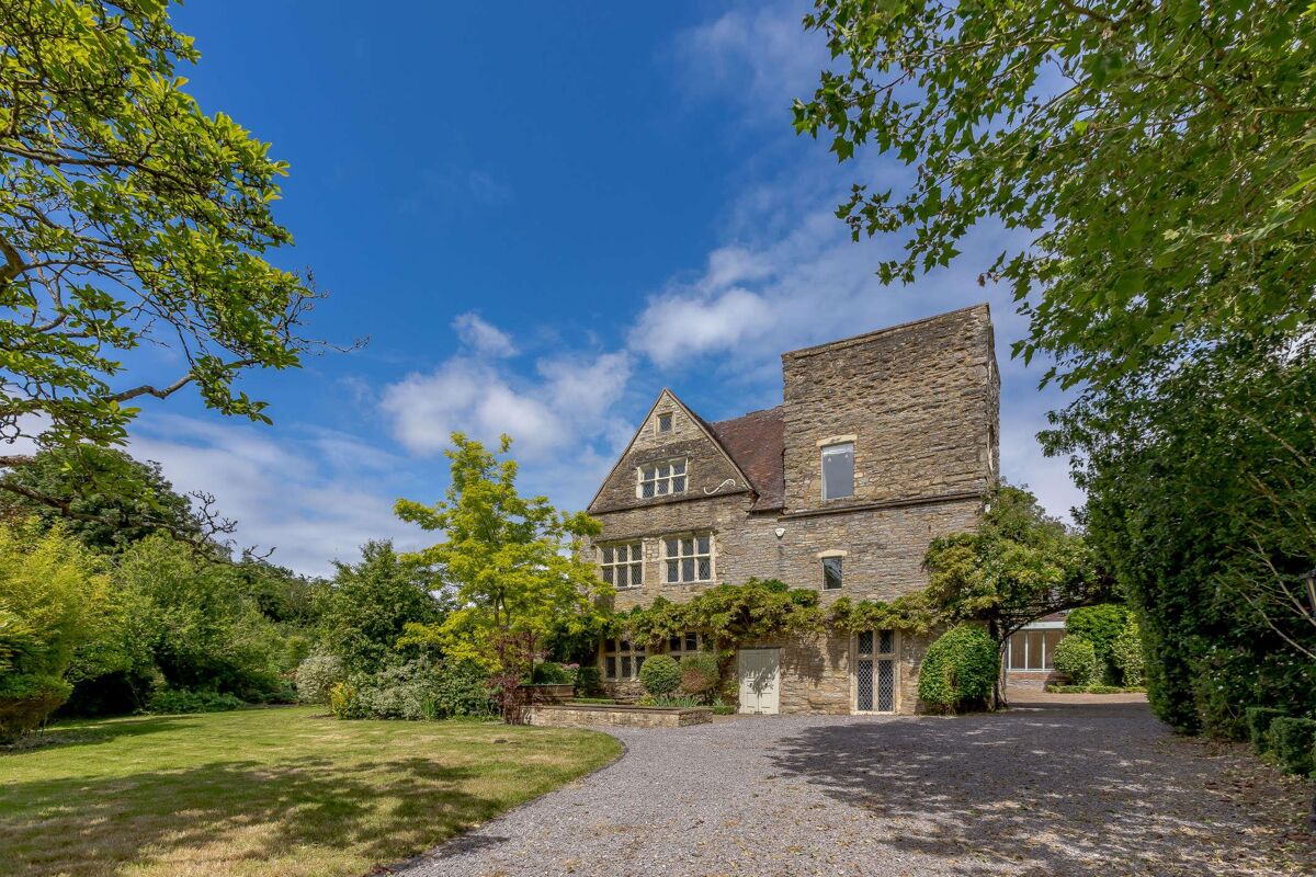 house for sale in Mythe Road, Tewkesbury, Gloucestershire, GL20