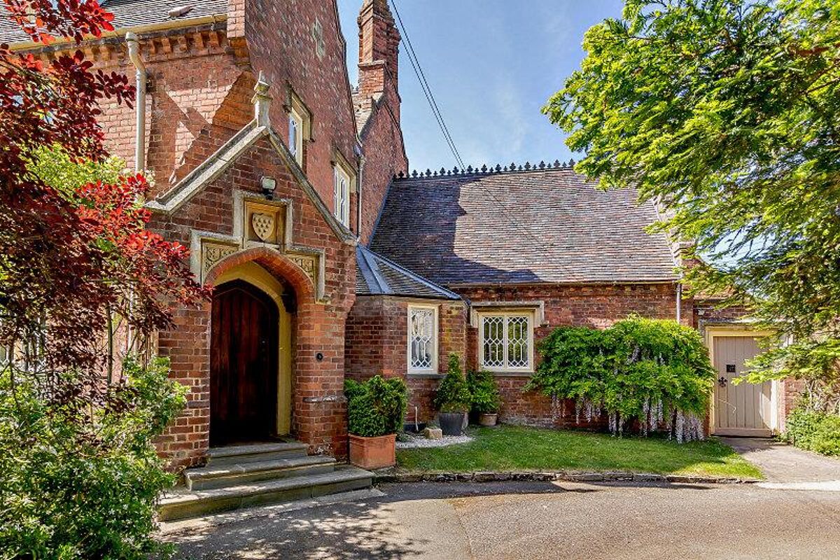 house for sale in Churchend, Bushley, Tewkesbury, Worcestershire, GL20