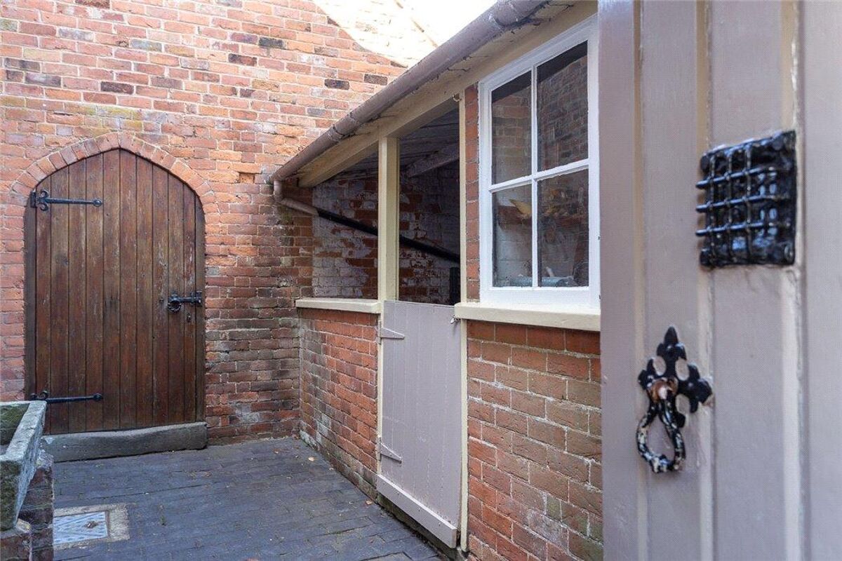 house for sale in Churchend, Bushley, Tewkesbury, Worcestershire, GL20