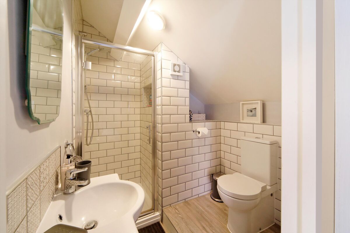 house for sale in Glencairn Park Road, Cheltenham, Gloucestershire