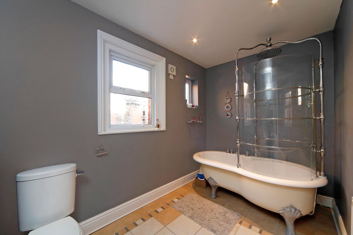 house for sale in Glencairn Park Road, Cheltenham, Gloucestershire