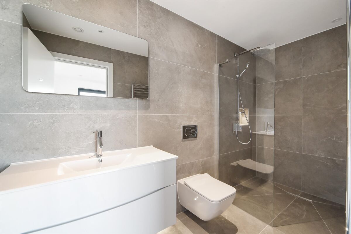 flat for sale in Montpellier House, Montpellier Drive, Cheltenham