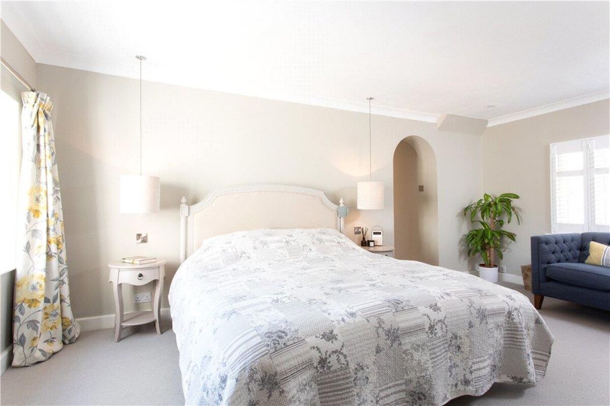 house for sale in Christchurch Road, Cheltenham, Gloucestershire, GL50 CHE180424 Knight Frank