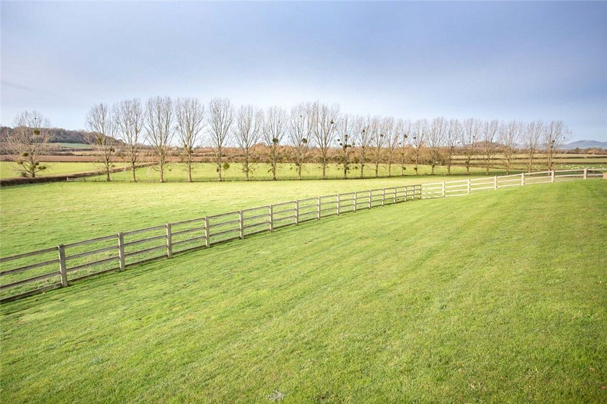 house for sale in The Knowle, Tirley, Gloucester, Gloucestershire, GL19