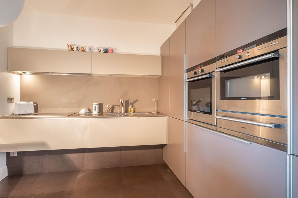 flat for sale in Hartley Court, Pittville Circus Road, Cheltenham, GL52