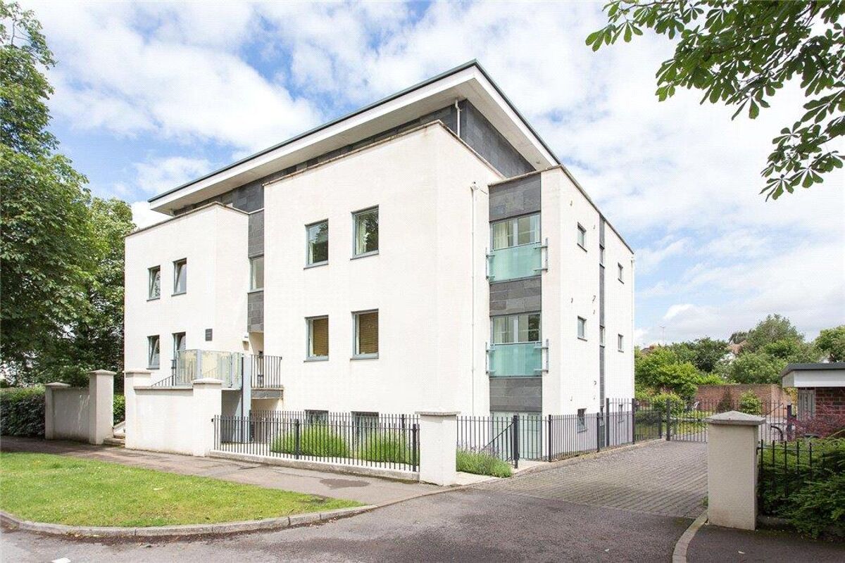 flat for sale in Hartley Court, Pittville Circus Road, Cheltenham, GL52