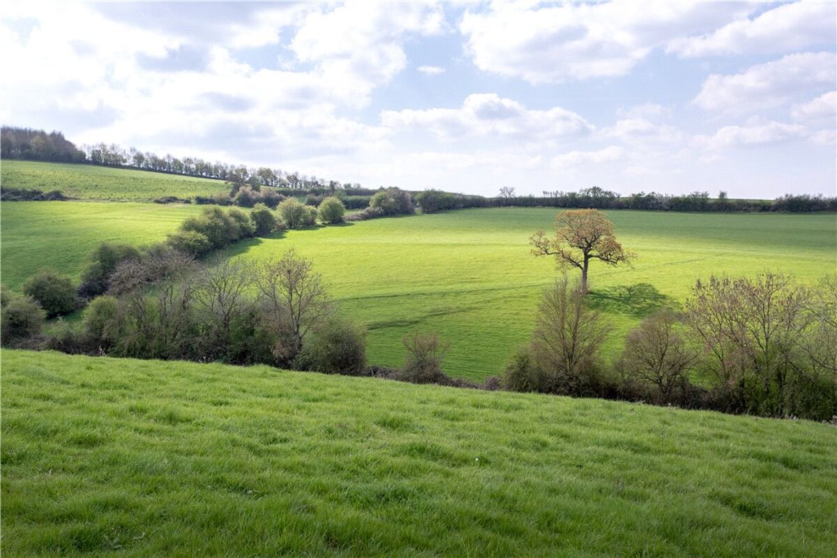 Farm/Estate for sale in Sandhurst Lane, Sandhurst, Gloucester