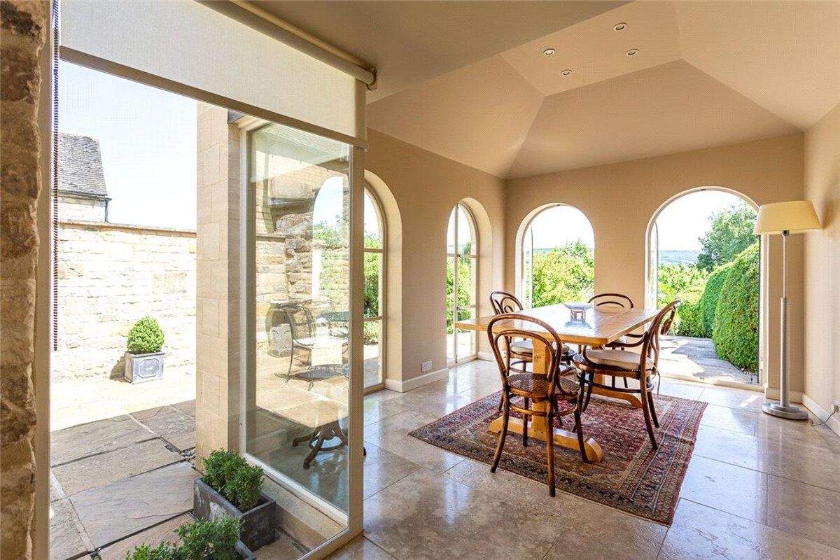 house for sale in Gloucester Street, Cheltenham