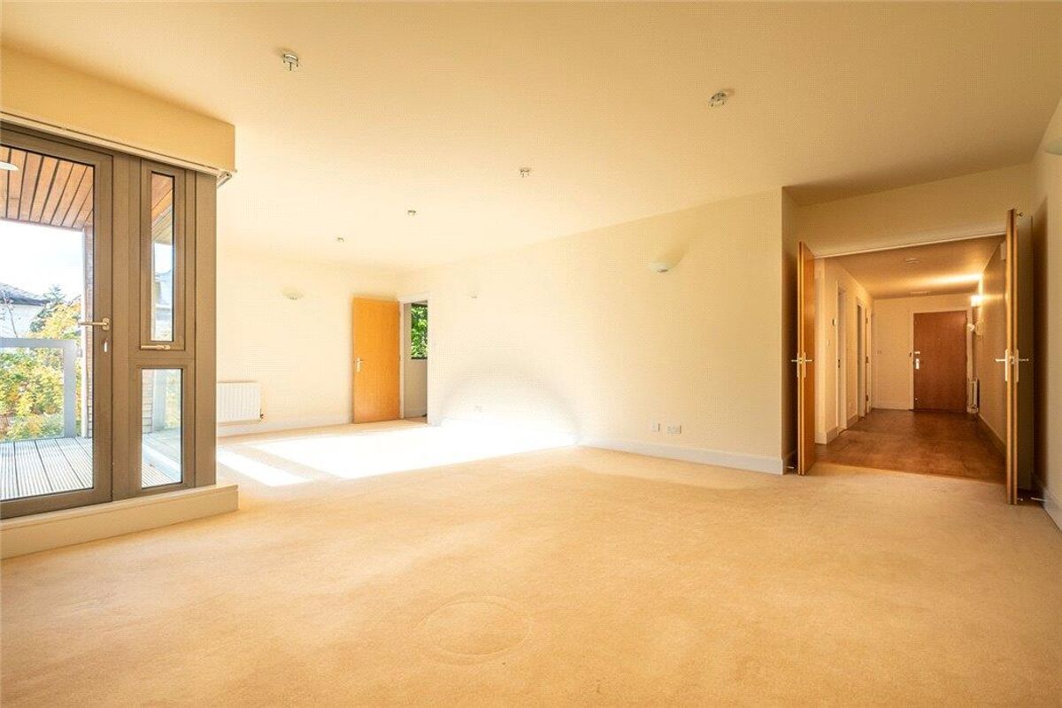 flat for sale in Century Court, Montpellier Grove, Cheltenham