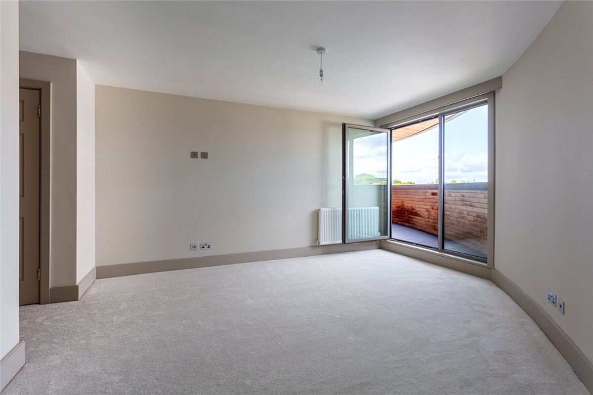 flat for sale in Century Court, Montpellier Grove, Cheltenham