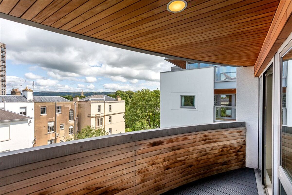 flat for sale in Century Court, Montpellier Grove, Cheltenham