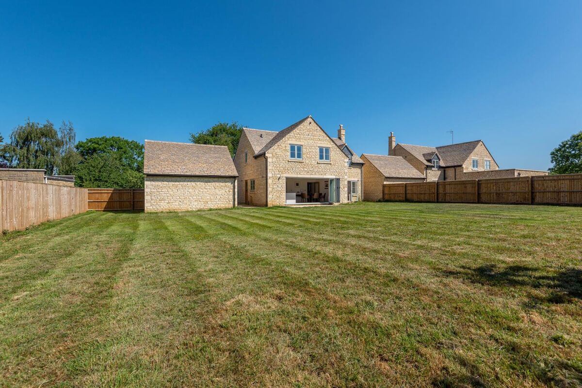 house for sale in Gretton Fields, Gretton, Cheltenham, Gloucestershire