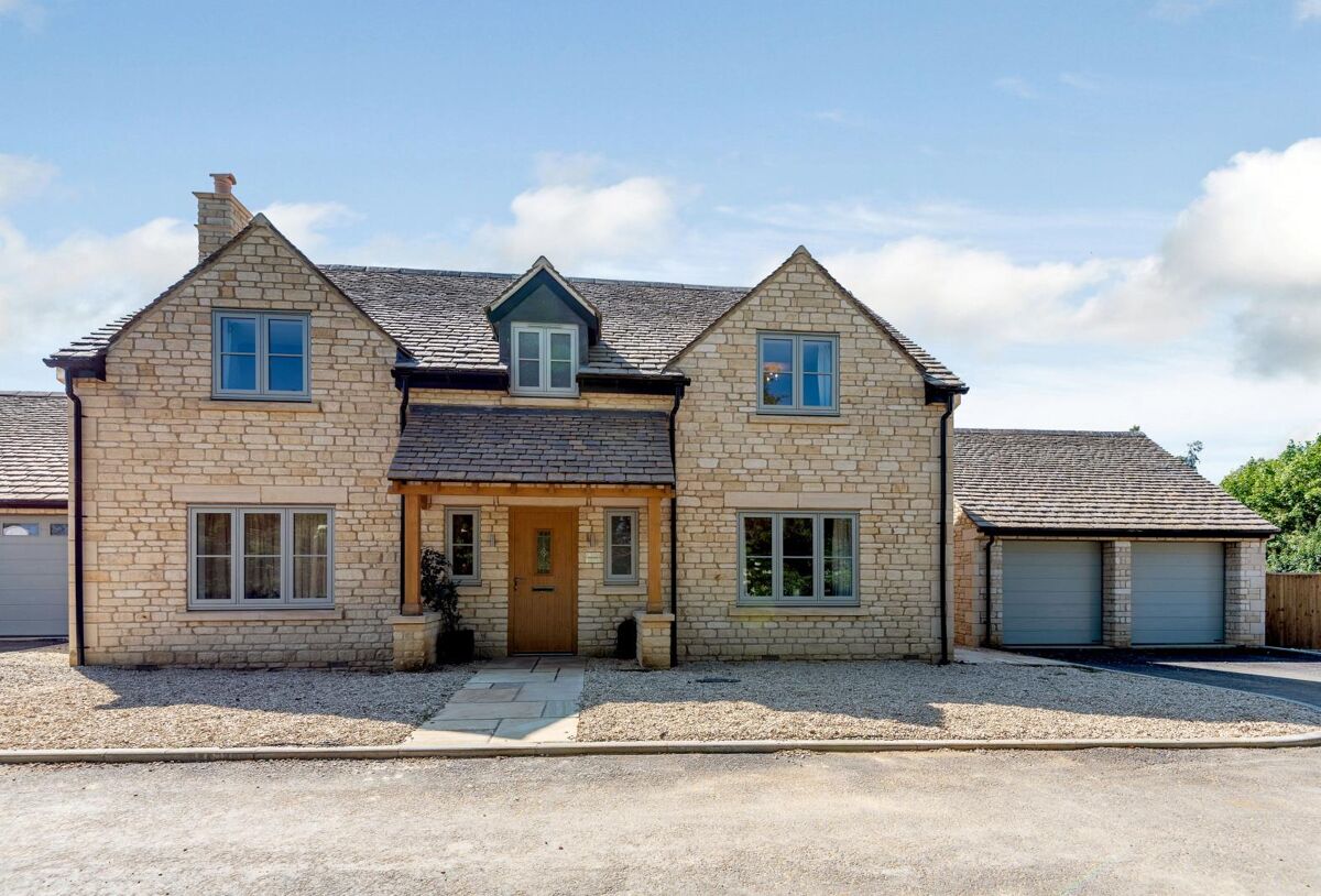 house for sale in Gretton Fields, Gretton, Cheltenham, Gloucestershire