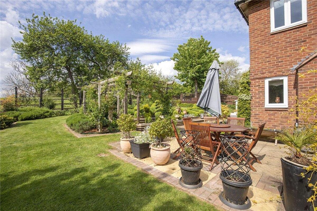 house for sale in Horseshoe Drive, Over, Gloucester, Gloucestershire