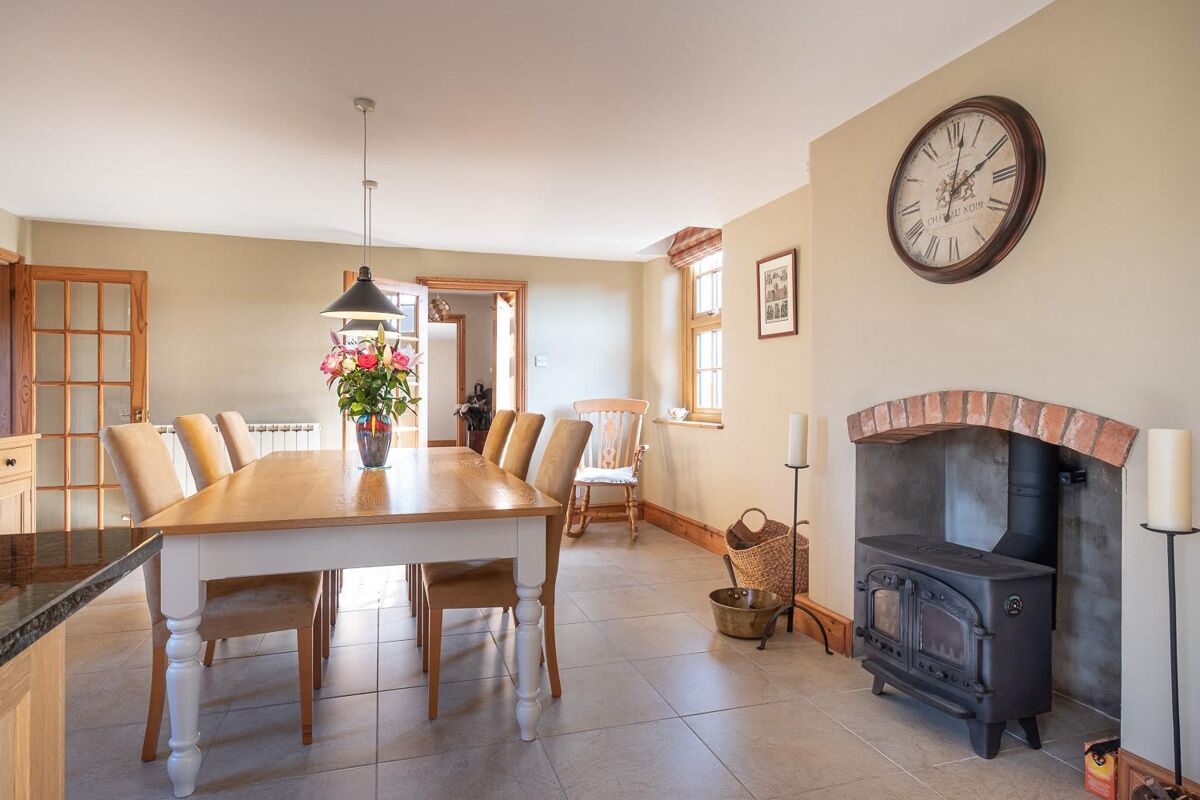 house for sale in Tredington Park, Tredington, Tewkesbury, Gloucestershire, GL20 CHE190291