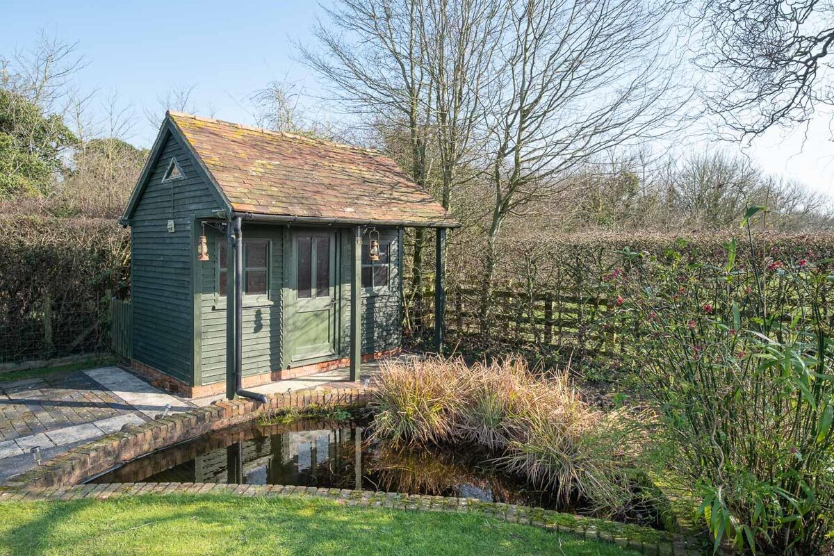 house for sale in Tredington Park, Tredington, Tewkesbury, Gloucestershire, GL20 CHE190291