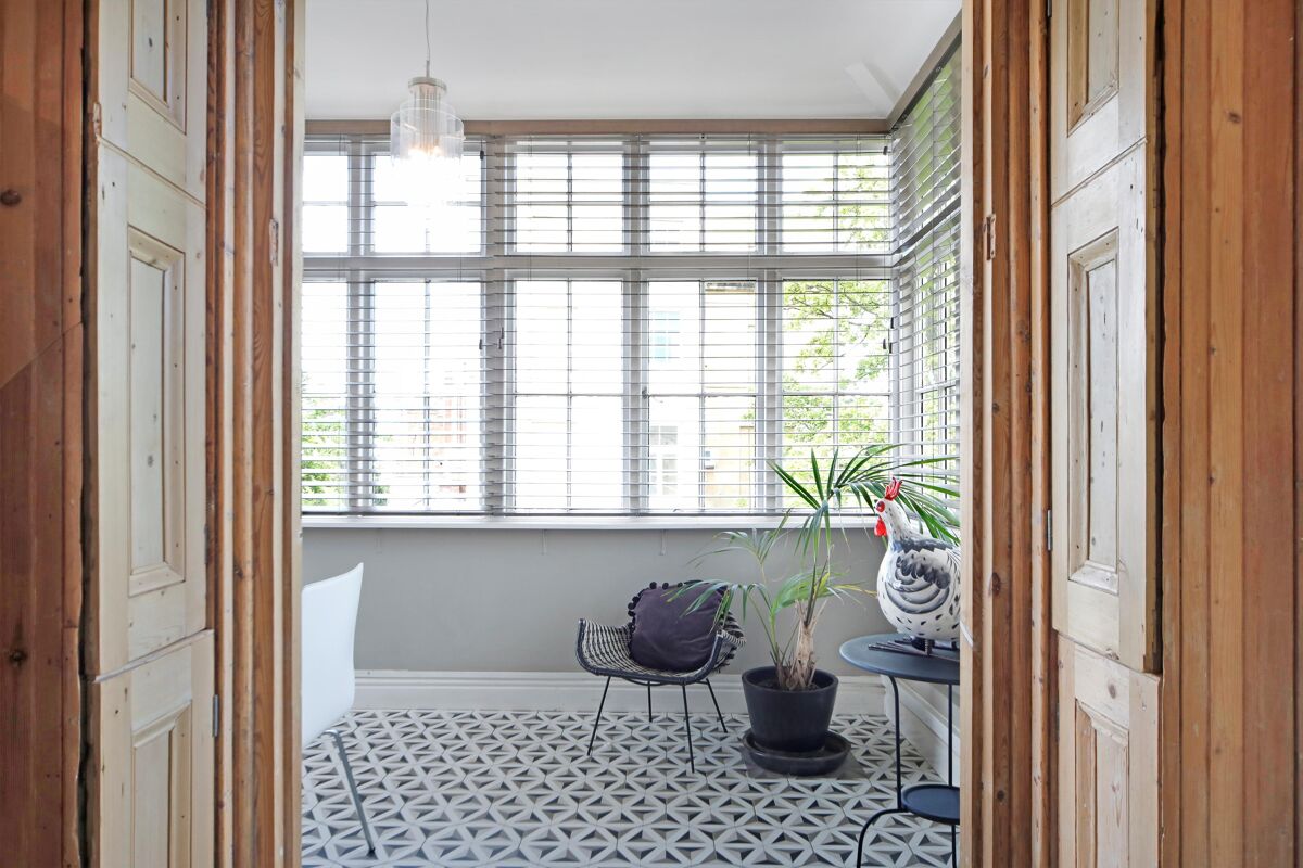 flat for sale in Lansdown Crescent, Cheltenham, Gloucestershire, GL50 CHE190310 Knight Frank