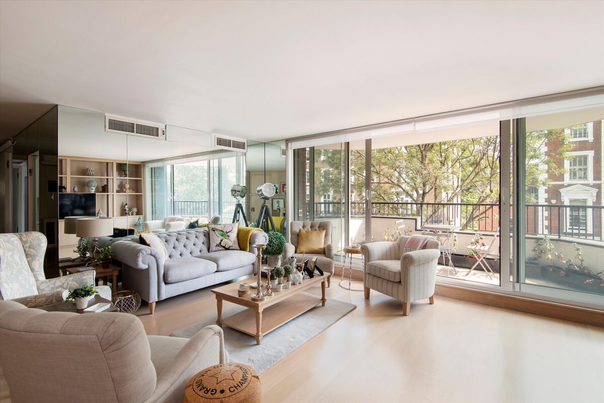 flat for sale in Cheyne Walk, Chelsea, London, SW3 CHL012042291 Knight Frank