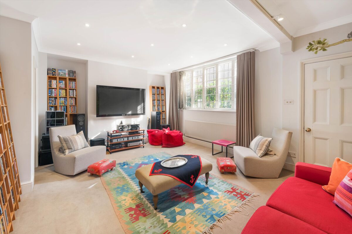 house for sale in Mulberry Walk, Chelsea, London, SW3 CHL012046408